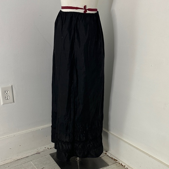 Antique Edwardian Era Mourning Linen Petticoat Skirt Pristine 30 Waist - Picture 1 of 5